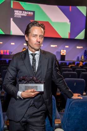 ABB NEWFACES- Tom Schilling Preistraeger zu Gast auf der Party bei der Verleihung der Bunte New Faces Award Film im Delphi Filmpalast am Zoo am 28.05.2026 in Berlin Berlin Deutschland *** ABB NEWFACES Tom Schilling award winner as guest at the party at the Bunte New Faces Award Film ceremony at Delphi Filmpalast am Zoo on 28 05 2026 in Berlin Berlin Germany