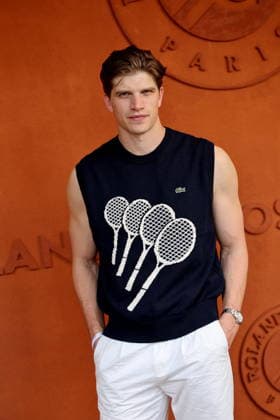 Toby Huntington Whiteley in the stands during the French Open Tennis Championships at Roland Garros 2026 Paris, on May 28th, 2026 Jacovides Moreau Bestimage Celebrities in the stands during the French Open Tennis Championships at Roland Garros 2026 Paris, on May 28th, 2026 Paris France  Copyright: xJACOVIDES-MOREAUx xBESTIMAGExJACOVIDES-MOREAUx xBESTIMAGEx