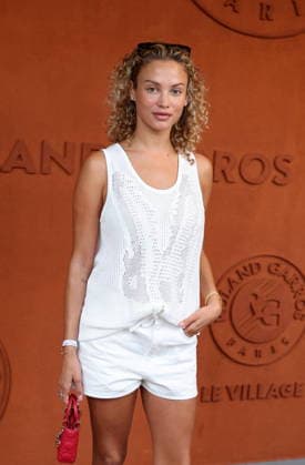 Rose Bertram in the stands during the French Open Tennis Championships at Roland Garros 2026 Paris, on May 28th, 2026 Jacovides Moreau Bestimage Celebrities in the stands during the French Open Tennis Championships at Roland Garros 2026 Paris, on May 28th, 2026 Paris France  Copyright: xJACOVIDES-MOREAUx xBESTIMAGExJACOVIDES-MOREAUx xBESTIMAGEx