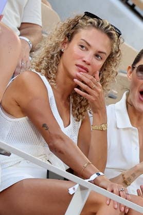 Rose Bertram in the stands during the French Open at Roland Garros 2026, May 28, 2026 Jacovides Moreau Bestimage Celebs stands during the French Open at Roland Garros 2026, May 28, 2026 Paris France  Copyright: xJACOVIDES-MOREAUx xBESTIMAGExJACOVIDES-MOREAUx xBESTIMAGEx