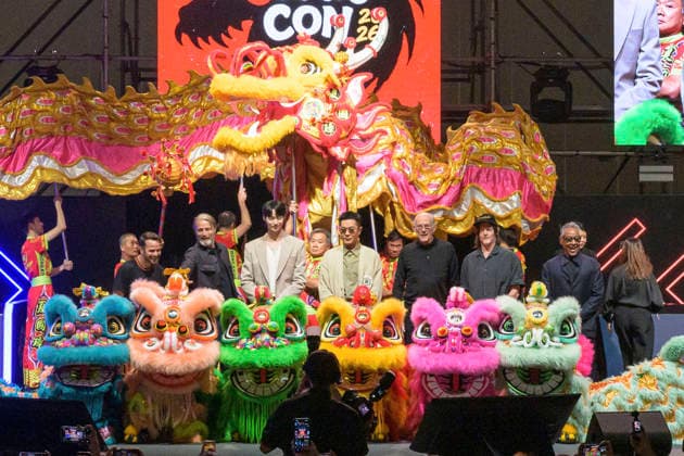 Daniel Logan, Mads Mikkelsen, Byeon Woo-seok, Louis Koo Tin-lok, Christoper Lloyd, Norman Reedus und Giancarlo Esposito bei der Opening Ceremony der Hong Kong Comic Con 2026 im Hong Kong Convention and Exhibition Centre. Hong Kong, 29.05.2026 *** Daniel Logan, Mads Mikkelsen, Byeon Woo seok, Louis Koo Tin lok, Christoper Lloyd, Norman Reedus and Giancarlo Esposito at the Opening Ceremony of the Hong Kong Comic Con 2026 at the Hong Kong Convention and Exhibition Centre Hong Kong, 29 05 2026 Foto:xJ.xRussellx xFuturexImagex opening_6533