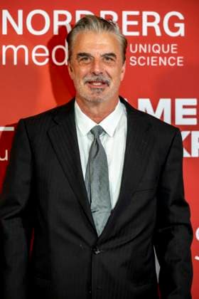 ABB UMBRELLA- Christopher David Chris Noth (US-amerikanischer Schauspieler) zu Gast auf dem roten Teppich bei der Umbrella Foundation Charity Night im Hotel Hyatt Regency in Duesseldorf am 28.05.2026 NRW Deutschland *** ABB UMBRELLA Christopher David Chris Noth US actor guest on the red carpet at the Umbrella Foundation Charity Night at the Hyatt Regency Hotel in Duesseldorf on 28 05 2026 NRW Germany