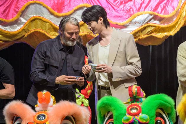 May 29, 2026, Hong Kong, Hong Kong Sar, China: A-list celebrities attend the Opening ceremony. They include Mads Mickkelsen,.Giancarlo Esposito, Christoper Lloyd, Daniel Logan, Norman Reedus, Byeon Woo-seok and Louis Koo Comic Con Opening ceremony Hong Kong. Hong Kong China - ZUMAr144 1077968026st Copyright: xJaynexRussellx