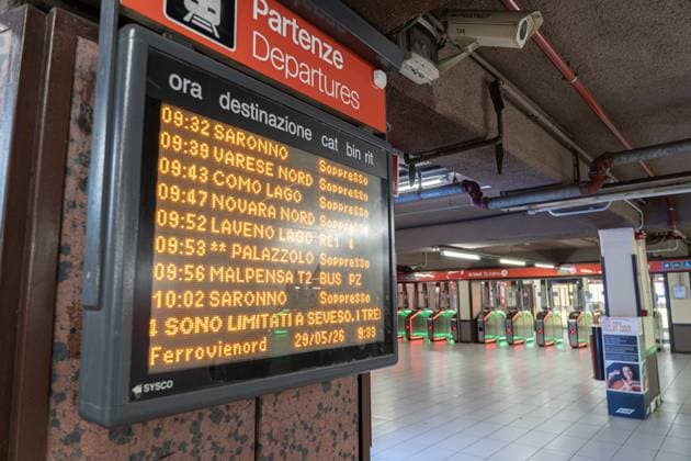 IPA85153755 - Milan, 29 05 26, National local transport strike, train disruptions at Cadorna station. Red Metro regular.  Copyright: xGiuliaxSciaccax xGiuliaxSciaccax 85153755