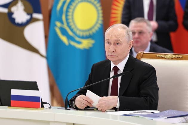KAZAKHSTAN, ASTANA - MAY 29, 2026: Russia s President Vladimir Putin attends a narrow-format meeting of the Supreme Eurasian Economic Council. Alexander Kazakov Russian Presidential Press and Information Office TASS  93159026
