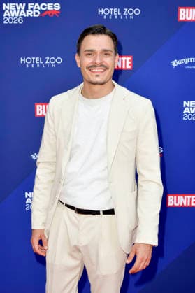 Gioele Viola bei der Verleihung der Bunte New Faces Awards Film 2026 im Delphi Filmpalast. Berlin, 28.05.2026 *** Gioele Viola at the presentation of the Bunte New Faces Awards Film 2026 at the Delphi Filmpalast Berlin, 28 05 2026 Foto:xM.xBehrensx xFuturexImagex new_faces_6523