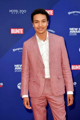 Joshua Kantara bei der Verleihung der Bunte New Faces Awards Film 2026 im Delphi Filmpalast. Berlin, 28.05.2026 *** Joshua Kantara at the presentation of the Bunte New Faces Awards Film 2026 at the Delphi Filmpalast Berlin, 28 05 2026 Foto:xM.xBehrensx xFuturexImagex new_faces_6545