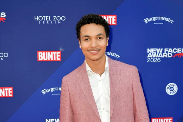 Joshua Kantara bei der Verleihung der Bunte New Faces Awards Film 2026 im Delphi Filmpalast. Berlin, 28.05.2026 *** Joshua Kantara at the presentation of the Bunte New Faces Awards Film 2026 at the Delphi Filmpalast Berlin, 28 05 2026 Foto:xM.xBehrensx xFuturexImagex new_faces_6547
