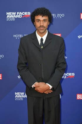 Langston Uibel bei der Verleihung der Bunte New Faces Awards Film 2026 im Delphi Filmpalast. Berlin, 28.05.2026 *** Langston Uibel at the presentation of the Bunte New Faces Awards Film 2026 at the Delphi Filmpalast Berlin, 28 05 2026 Foto:xM.xBehrensx xFuturexImagex new_faces_6569