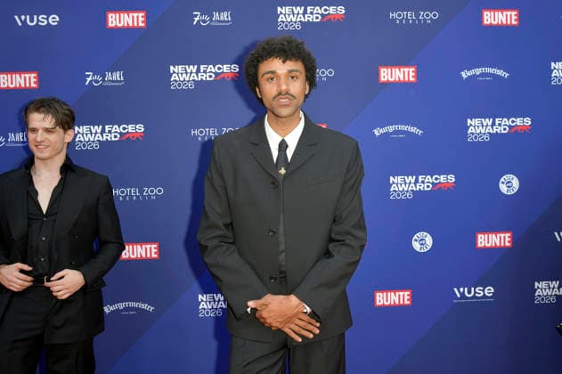 Giulio Brizzi und Langston Uibel bei der Verleihung der Bunte New Faces Awards Film 2026 im Delphi Filmpalast. Berlin, 28.05.2026 *** Giulio Brizzi and Langston Uibel at the presentation of the Bunte New Faces Awards Film 2026 at the Delphi Filmpalast Berlin, 28 05 2026 Foto:xM.xBehrensx xFuturexImagex new_faces_6573