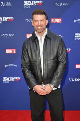 Jay Khan bei der Verleihung der Bunte New Faces Awards Film 2026 im Delphi Filmpalast. Berlin, 28.05.2026 *** Jay Khan at the presentation of the Bunte New Faces Awards Film 2026 at the Delphi Filmpalast Berlin, 28 05 2026 Foto:xM.xBehrensx xFuturexImagex new_faces_6645