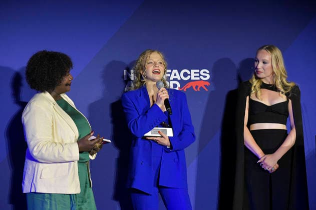 Thelma Buabeng, Kya-Celina Barucki und Helena Zengel bei der Verleihung der Bunte New Faces Awards Film 2026 im Delphi Filmpalast. Berlin, 28.05.2026 *** Thelma Buabeng, Kya Celina Barucki and Helena Zengel at the presentation of the Bunte New Faces Awards Film 2026 at the Delphi Filmpalast Berlin, 28 05 2026 Foto:xM.xBehrensx xFuturexImagex new_faces_6658