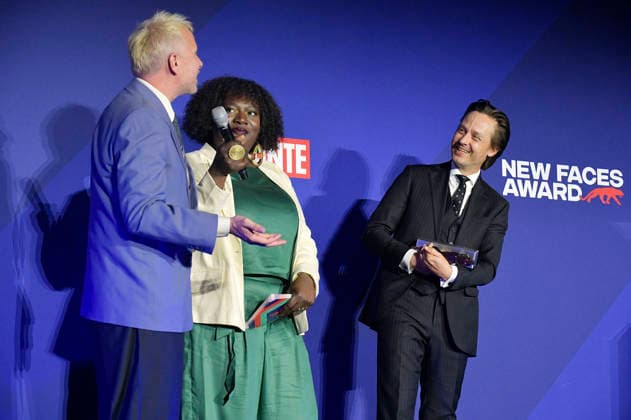 Robert Stadlober, Thelma Buabeng und Tom Schilling bei der Verleihung der Bunte New Faces Awards Film 2026 im Delphi Filmpalast. Berlin, 28.05.2026 *** Robert Stadlober, Thelma Buabeng and Tom Schilling at the presentation of the Bunte New Faces Awards Film 2026 at the Delphi Filmpalast Berlin, 28 05 2026 Foto:xM.xBehrensx xFuturexImagex new_faces_6672