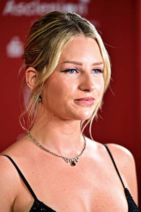 Charity-Night der Umbrella Stiftung. Lottie Moss anläßlich der Charity-Night der Umbrella Stiftung am 28.05.2026 im Hyatt Regency Düsseldorf. 20260528MWI125414 *** Charity Night of the Umbrella Foundation Lottie Moss on the occasion of the Charity Night of the Umbrella Foundation on 28 05 2026 at the Hyatt Regency Düsseldorf 20260528MWI125414