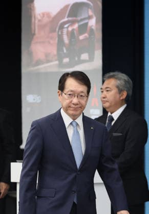 May 29, 2026, Tokyo, Japan - Japan s automaker Mitsubishi Motors (MMC) CEO Takao Kato arrives at a press conference to announce the company s mid to long term business strategy at the company s headquarters Tokyo on Friday, May 29, 2026. MMC said all new Pajero cross-country SUV would come back to the market in this year. (photo by Yoshio Tsunoda AFLO)  aflo_332350087