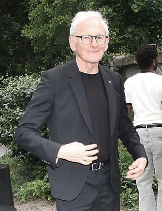 New York May 28, 2026 Victor Garber attend Hulu s Not Suitable for Work Premiere at 1 Hotel Brooklyn Bridge in Brooklyn New York. May 28, 2026. Copyright: xRWx