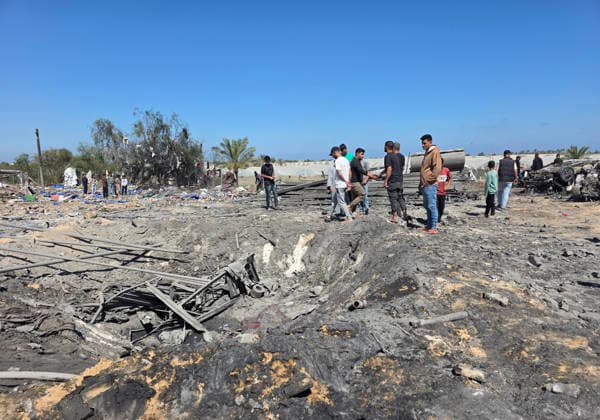 Palestinians Inspect Site of Israeli Strike in Khan Younis Palestinians inspect the site of an Israeli strike in Khan Younis, southern Gaza Strip, Friday, May 29, 2026. Photo by Tariq Mohammad APA Images Khan Yunis Gaza Strip Palestinian Territory 290526_Khan_Yunis_APA_00(1) Copyright: xapaimagesxTariqxMohammad xapaimagesx