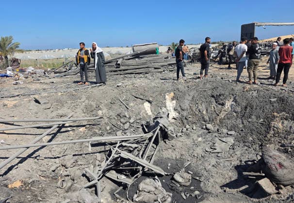 Palestinians Inspect Site of Israeli Strike in Khan Younis Palestinians inspect the site of an Israeli strike in Khan Younis, southern Gaza Strip, Friday, May 29, 2026. Photo by Tariq Mohammad APA Images Khan Yunis Gaza Strip Palestinian Territory 290526_Khan_Yunis_APA_00(4) Copyright: xapaimagesxTariqxMohammad xapaimagesx