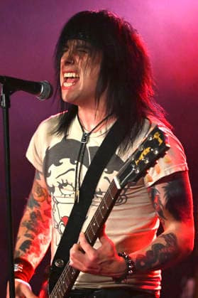 Alex Hagen von Ravagers live bei einem Konzert im Lux. Hannover, 28.05.2026 *** Alex Hagen from Ravagers live at a concert at Lux Hannover, 28 05 2026 Foto:xR.xKeuntjex xFuturexImagex ravagers_6501