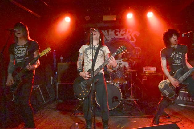 Matt Gabs, Alex Hagen, Ray Peters und Sam Hariss von Ravagers live bei einem Konzert im Lux. Hannover, 28.05.2026 *** Matt Gabs, Alex Hagen, Ray Peters and Sam Hariss from Ravagers live at a concert at Lux Hannover, 28 05 2026 Foto:xR.xKeuntjex xFuturexImagex ravagers_6516