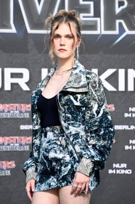 Lucy Hellenbrecht bei der Premiere des Kinofilms Masters of the Universe im UCI Luxe East Side Gallery. Berlin, 28.05.2026 *** Lucy Hellenbrecht at the premiere of the movie Masters of the Universe at UCI Luxe East Side Gallery Berlin, 28 05 2026 Foto:xN.xKubelkax xFuturexImagex masters_berlin_6599