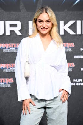 Alina Khani bei der Premiere des Kinofilms Masters of the Universe im UCI Luxe East Side Gallery. Berlin, 28.05.2026 *** Alina Khani at the premiere of the movie Masters of the Universe at UCI Luxe East Side Gallery Berlin, 28 05 2026 Foto:xN.xKubelkax xFuturexImagex masters_berlin_6623