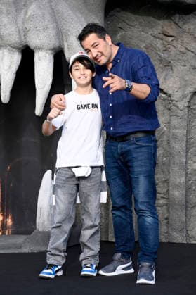 Bülent Sharif mit Sohn Timucin-Khan bei der Premiere des Kinofilms Masters of the Universe im UCI Luxe East Side Gallery. Berlin, 28.05.2026 *** Bülent Sharif with son Timucin Khan at the premiere of the movie Masters of the Universe at UCI Luxe East Side Gallery Berlin, 28 05 2026 Foto:xN.xKubelkax xFuturexImagex masters_berlin_6638
