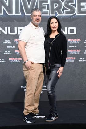 Imad Mardnli und Samia Mardnli bei der Premiere des Kinofilms Masters of the Universe im UCI Luxe East Side Gallery. Berlin, 28.05.2026 *** Imad Mardnli and Samia Mardnli at the premiere of the movie Masters of the Universe at UCI Luxe East Side Gallery Berlin, 28 05 2026 Foto:xN.xKubelkax xFuturexImagex masters_berlin_6640