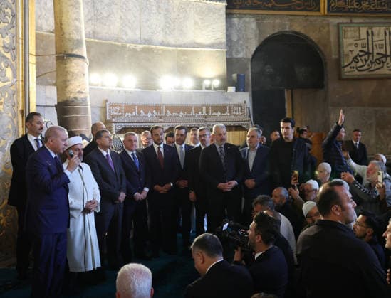 Turkish President Recep Tayyip Erdogan ISTANBUL, TURKIYE - MAY 29: (----EDITORIAL USE ONLY MANDATORY CREDIT - TURKISH PRESIDENCY MURAT KULA HANDOUT - NO MARKETING NO ADVERTISING CAMPAIGNS - DISTRIBUTED AS A SERVICE TO CLIENTS----) Turkish President Recep Tayyip Erdogan performs the Friday prayer at Hagia Sophia Grand Mosque in Istanbul, Turkiye on May 29, 2026. TUR Presidency Murat Kula Handout Anadolu Istanbul Turkey. Editorial use only. Please get in touch for any other usage.  Copyright: x2026xAnadoluxTURxPresidency MuratxKulax xHandoutx