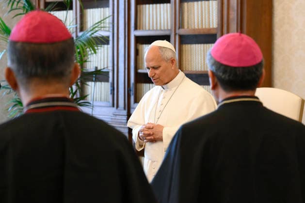 ITALY - POPE LEO XIV RECEIVES IN A PRIVATE AUDIENCE THE BISHOPS EPISCOPAL CONFERENCE OF LAOS AND CAMBODIA AT THE VATICAN - 2026 5 29 Italy, Rome, Vatican, 2026 5 29. Pope Leo XIV receives In a private audience, the bishops of the Episcopal Conference of Laos and Cambodia, on their ad Limina Apostolorum visit at the Vatican EDITORIAL USE ONLY - NO BOOKS Copyright: xVATICANxMEDIAx