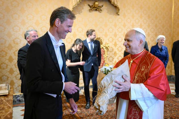 ITALY - POPE LEO XIV RECEIVES THE LETTERS OF CREDENCE FROM HIS EXCELLEMCY MR PAUL BEKKERS AT THE VATICAN - 2026 5 29 Italy, Rome, Vatican, 2026 5 29. Pope Leo XIV receives the Letters of Credence from His Excellency Mr Paul Bekkers, Ambassador of the Netherlands to the Vatican EDITORIAL USE ONLY - NO BOOKS Copyright: xVATICANxMEDIAx