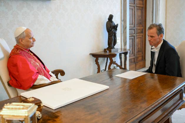 ITALY - POPE LEO XIV RECEIVES THE LETTERS OF CREDENCE FROM HIS EXCELLEMCY MR PAUL BEKKERS AT THE VATICAN - 2026 5 29 Italy, Rome, Vatican, 2026 5 29. Pope Leo XIV receives the Letters of Credence from His Excellency Mr Paul Bekkers, Ambassador of the Netherlands to the Vatican EDITORIAL USE ONLY - NO BOOKS Copyright: xVATICANxMEDIAx