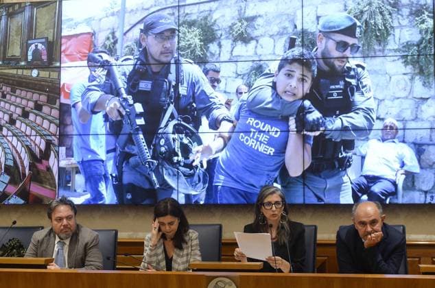 Foto IPP Marco Mattei Roma 29 05 2026 Senato presentazione del rapporto della relatrice speciale ONU sui territori palestinesi occupati, nella foto Dario Carotenuto Laura Boldrini Francesca Albanese Peppe De Cristofaro sullo sfondo immagini da Gaza Italy Photo Press - World Copyright . *** Photo IPP Marco Mattei Rome 29 05 2026 Senate presentation of the report of the UN special rapporteur on the occupied Palestinian territories, pictured Dario Carotenuto Laura Boldrini Francesca Albanese Peppe De Cristofaro in the background images from Gaza Italy Photo Press World Copyright 