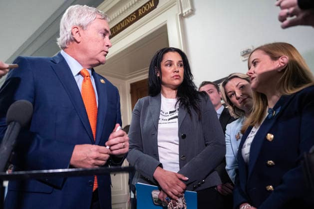 Bondi Deposition TW UNITED STATES - MAY 29: Chairman James Comer, R-Ky., talks with Jeffrey Epstein survivors from left, Sharlene Rochard, Dani Bensky, and Liz Stein, before former Attorney General Pam Bondi sat for a House Oversight and Government Reform Committee deposition about the Epstein files, in Rayburn building on Friday, May 29, 2026. (Tom Williams CQ Roll Call) Washington DC United States EDITORIAL USE ONLY Copyright: x2026xCQ-RollxCall,xInc.x TomxWilliamsx rollcallpix171258
