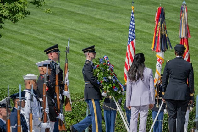 May 29, 2026, Arlington, Virginia, United States: A ceremonial wreath is laid at the gravesite of President JOHN F. KENNEDY during a wreath-laying ceremony marking what would have been his 109th birthday at Arlington National Cemetery. Arlington United States - ZUMAk206 20260529_znp_k206_008 Copyright: xMattxKaminskyx