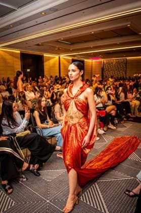 29.05.2026 xesx Frankfurt am Main, Sofitel Hotel 10. Frankfurt Fashion Lounge unter dem Motto Fashion for Longevity hier Kreationen von Studenten und angehenden Designern *** 29 05 2026 xesx Frankfurt am Main, Sofitel Hotel 10 Frankfurt Fashion Lounge under the motto Fashion for Longevity here creations by students and budding designers ES