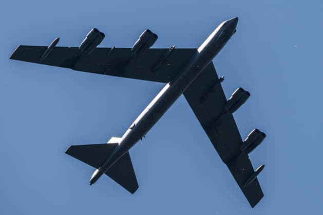 May 29, 2026, Arlington, Virginia, Unites States: A U.S. Air Force B-52 Stratofortress performs a ceremonial flyover during burial services for a World War II veteran at Arlington National Cemetery. Arlington Unites States - ZUMAk206 20260529_znp_k206_030 Copyright: xMattxKaminskyx
