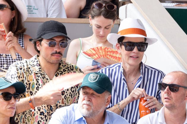 2026 French Open - Celebrities In Stand Day 6 NB Enzo Arous and Cristina Cordula in stand day 6 during the 2026 French Open at Roland Garros on May 29, 2026 in Paris, France. Photo by Nasser Berzane ABACAPRESS.COM  Copyright: xBerzanexNasser ABACAx