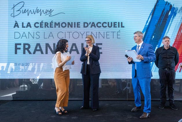 Welcoming Ceremony for French Citizenship At Eiffel Tower - Paris Marie-Pierre Vedrenne (Minister Delegate to the Minister of the Interior, in charge of Citizenship) gives the certificate for obtaining citizenship at the Tour Eiffel, for welcoming ceremony for French citizenship chaired by Mrs.Marie Pierre Vedrenne, Minister Delegate to the Minister of the Interior, in charge of Citizenship Paris, France May 29, 2026. Photo by Franck Derouda ABACAPRESS.COM Paris Eiffel Tower France  Copyright: xFranckxDerouda ABACAx