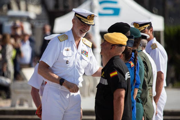 The King presides over the naval review and the dynamic exhibition on the occasion of the Armed Forces Day King Felipe VI during the naval review and the dynamic exhibition on the occasion of the Armed Forces Day, on May 29, 2026, in Vigo, Pontevedra, Galicia Spain On the occasion of the Armed Forces Day 2026, the King presided over the naval review and the dynamic exhibition on the occasion of the Armed Forces Day 2026, the King presided over the naval review in which ships of the Navy and the Civil Guard sailed along the Vigo estuary and then moved to Samil Beach to attend the dynamic exhibition of naval air capabilities, which included maneuvers by the means of the Army, the Navy, the Spanish Army, the Spanish Civil Guard, the Spanish A  Copyright: xAdrianxIragox 7559265