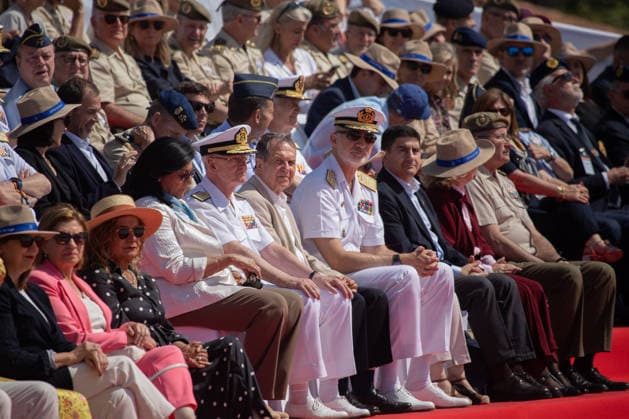 The King presides over the naval review and the dynamic exhibition on the occasion of the Armed Forces Day King Felipe VI c during the naval review and the dynamic exhibition on the occasion of the Armed Forces Day, on May 29, 2026, in Vigo, Pontevedra, Galicia Spain On the occasion of the Armed Forces Day 2026, the King presided over the naval review in which ships of the Navy and the Civil Guard sailed along the Vigo estuary and then moved to Samil Beach to attend the dynamic exhibition of naval air capabilities, which included maneuvers by the means of the Army, the Navy, the Spanish Army, the Spanish Civil Guard, the Spanish Air Force and the Spanish Navy, the Navy, the Air and Space Army, the Civil Guard and the Military Emergency Uni  Copyright: xAdrianxIragox 7559271