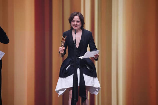 DEUTSCHER FILMPREIS 2026 - SHOW Gewinnerin Lena Urzendowsky BESTE WEIBLICHE NEBENROLLE bei der Verleihung DEUTSCHER FILMPREIS 2026 in Berlin *** GERMAN FILM AWARD 2026 SHOW winner Lena Urzendowsky BEST FEMALE NEBENROLLE at the GERMAN FILM AWARD 2026 ceremony in Berlin Copyright: xEventpressxFuhrx