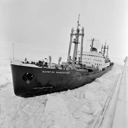 June 1 12, 1978. USSR. The Kapitan Myshevsky diesel-electric ship takes part in an experimental high-latitude voyage from Murmansk to Chukotka along the Northern Sea Route. The exact date of the photograph is unknown. Semyon Maisterman TASS  19070948
