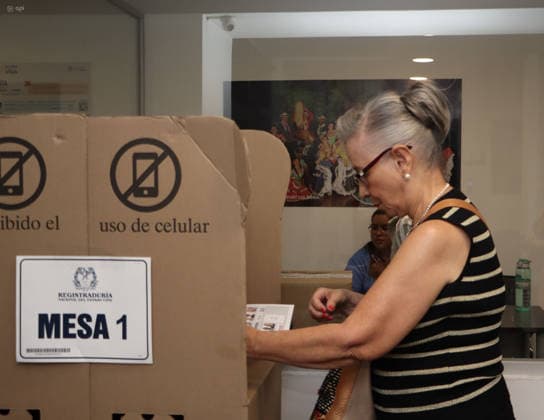ELECTIONS COLOMBIAN CONSULATE Quito, Friday, May 29, 2026 Colombian Consulate in Quito, receives its citizens to vote in the 2026 presidential elections Photos API Rolando Enriquez Quito Pichincha Ecuador POL ELECTIONSCONSULATECOLOMBIA a0dbe4d7d0a22abf87cb3cd370f7a35f Copyright: xROLANDOxENRIQUEZx