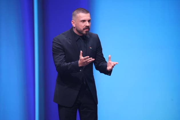 DEUTSCHER FILMPREIS 2026 - SHOW Edin Hasanovic Laudator BESTE MÄNNLICHE NEBENROLLE bei der Verleihung DEUTSCHER FILMPREIS 2026 in Berlin *** GERMAN FILM AWARD 2026 SHOW Edin Hasanovic Laudator BEST MALE NEBENROLLE at the GERMAN FILM AWARD 2026 ceremony in Berlin Copyright: xEventpressxFuhrx