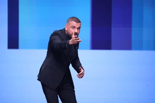 DEUTSCHER FILMPREIS 2026 - SHOW Edin Hasanovic Laudator BESTE MÄNNLICHE NEBENROLLE bei der Verleihung DEUTSCHER FILMPREIS 2026 in Berlin *** GERMAN FILM AWARD 2026 SHOW Edin Hasanovic Laudator BEST MALE NEBENROLLE at the GERMAN FILM AWARD 2026 ceremony in Berlin Copyright: xEventpressxFuhrx