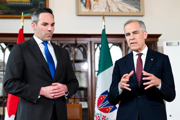 May 29, 2026, Ottawa, On, Canada: Prime Minister Mark Carney, right, speaks as he meets with Yukon Premier Currie Dixon at his office in Ottawa, on Friday, May 29, 2026. Ottawa Canada  - ZUMAc35_ 20260529_zaf_c35_053 Copyright: xSpencerxColbyx