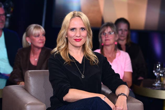 Elisa Hoven zu Gast bei der NDR Talk Show am 29.05.2026 in Hamburg Elisa Hoven during the NDR Talk Show at NDR Studios on May 29, 2026 in Hamburg, Germany NDR Talkshow am 29.05.2026 in Hamburg *** Elisa Hoven as a guest on the NDR Talk Show on 29 05 2026 in Hamburg Elisa Hoven during the NDR Talk Show at NDR Studios on May 29, 2026 in Hamburg, Germany NDR Talkshow am 29 05 2026 in Hamburg 