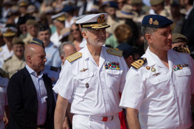 The King presides over the naval review and the dynamic exhibition on the occasion of the Armed Forces Day King Felipe VI c , during the naval review and the dynamic exhibition on the occasion of the Armed Forces Day, on May 29, 2026, in Vigo, Pontevedra, Galicia Spain On the occasion of the Armed Forces Day 2026, the King presided over the naval review in which ships of the Navy and the Civil Guard sailed along the Vigo estuary and then moved to Samil Beach to attend the dynamic exhibition of naval air capabilities, which included maneuvers by the means of the Army, the Navy, the Spanish Army, the Spanish Civil Guard, the Spanish Air Force and the Spanish Navy, the Navy, the Air and Space Army, the Civil Guard and the Military Emergency U  Copyright: xAdrianxIragox 7559452