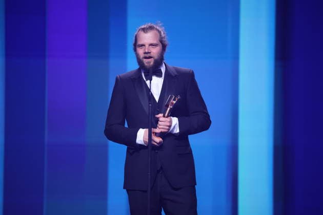 DEUTSCHER FILMPREIS 2026 - SHOW Fabian Gamper Â· IN DIE SONNE SCHAUEN - BESTE KAMERA BILDGESTALTUNG bei der Verleihung DEUTSCHER FILMPREIS 2026 in Berlin *** GERMAN FILM AWARD 2026 SHOW Fabian Gamper Â- IN DIE SONNE SCHAUEN BESTE KAMERA BILDGESTALTUNG at the GERMAN FILM AWARD 2026 ceremony in Berlin Copyright: xEventpressxFuhrx
